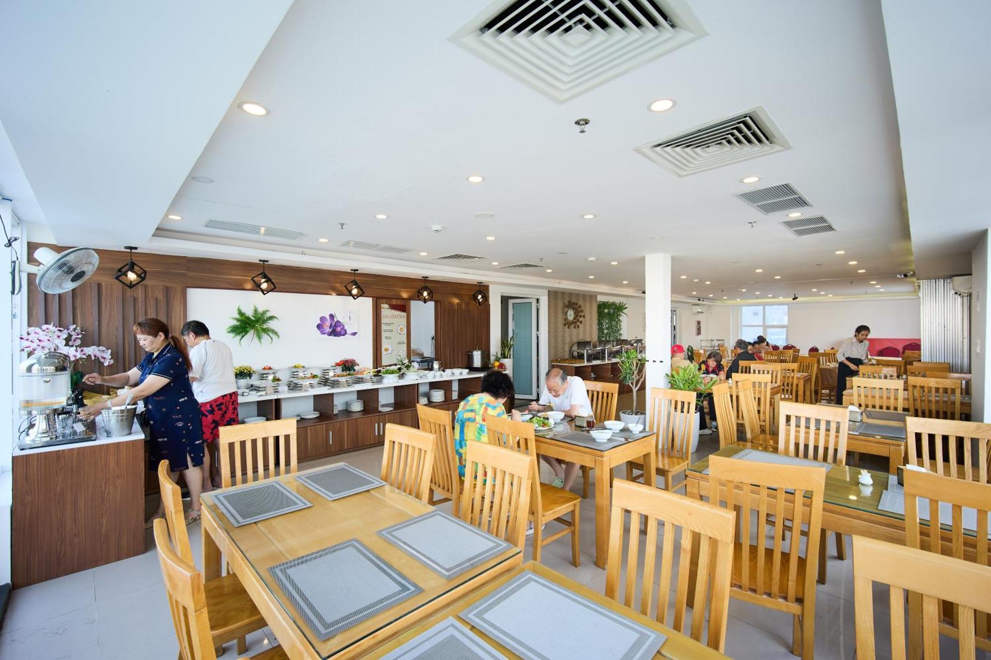 Golden Light Da Nang Hotel Экстерьер фото