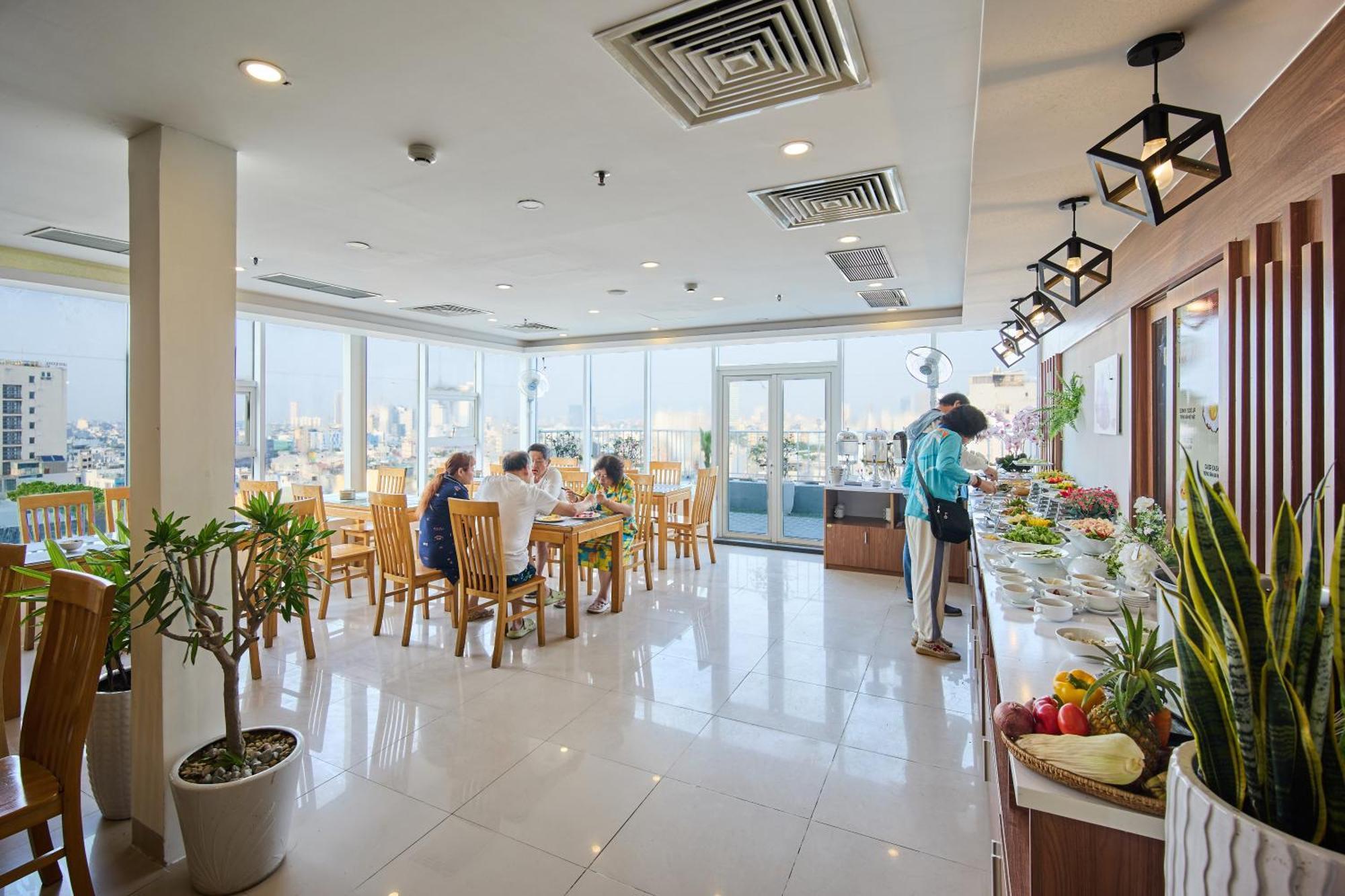 Golden Light Da Nang Hotel Экстерьер фото