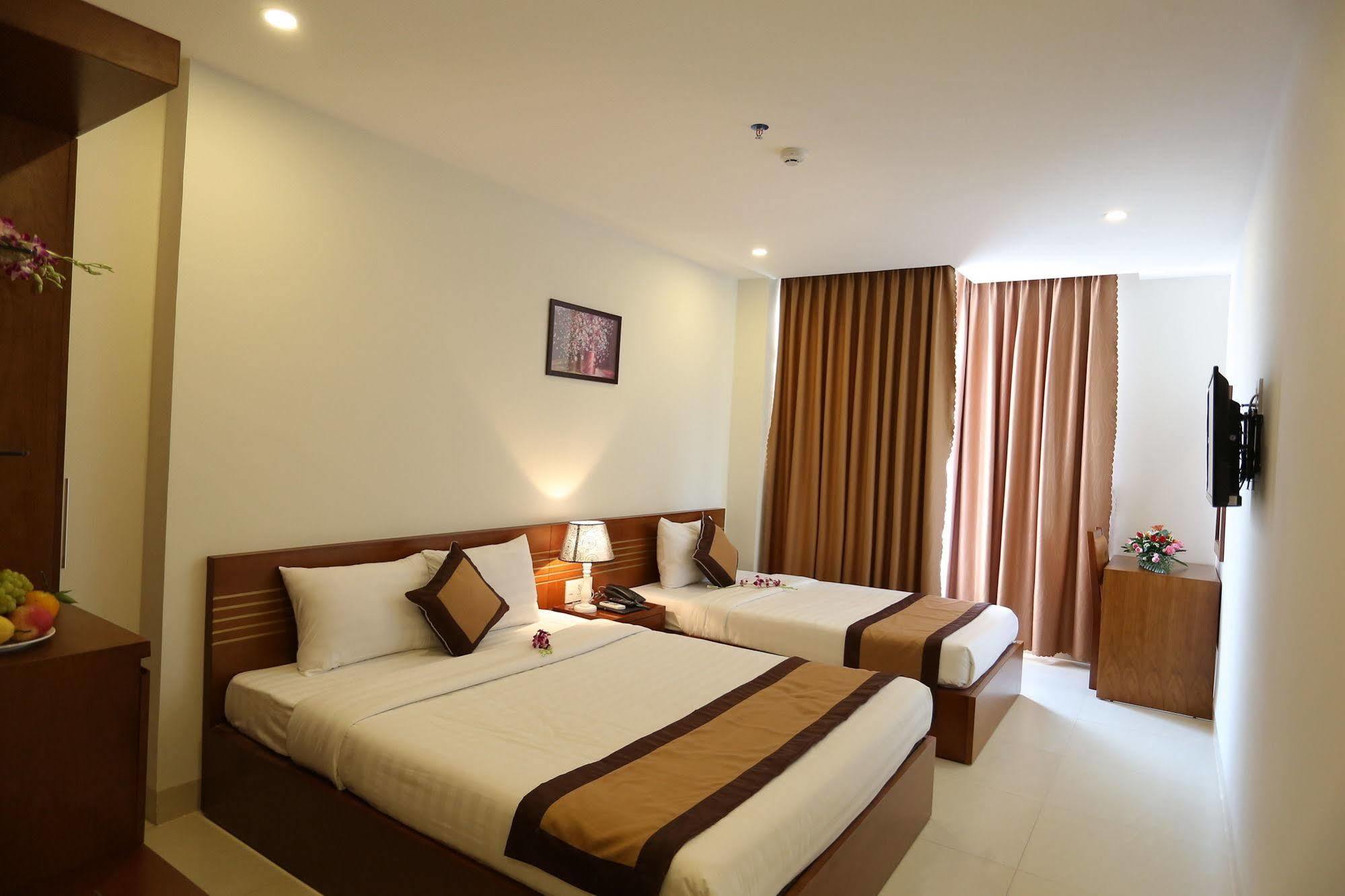 Golden Light Da Nang Hotel Экстерьер фото