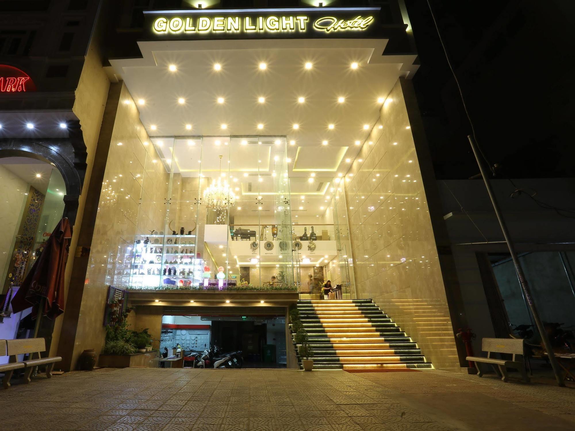 Golden Light Da Nang Hotel Экстерьер фото