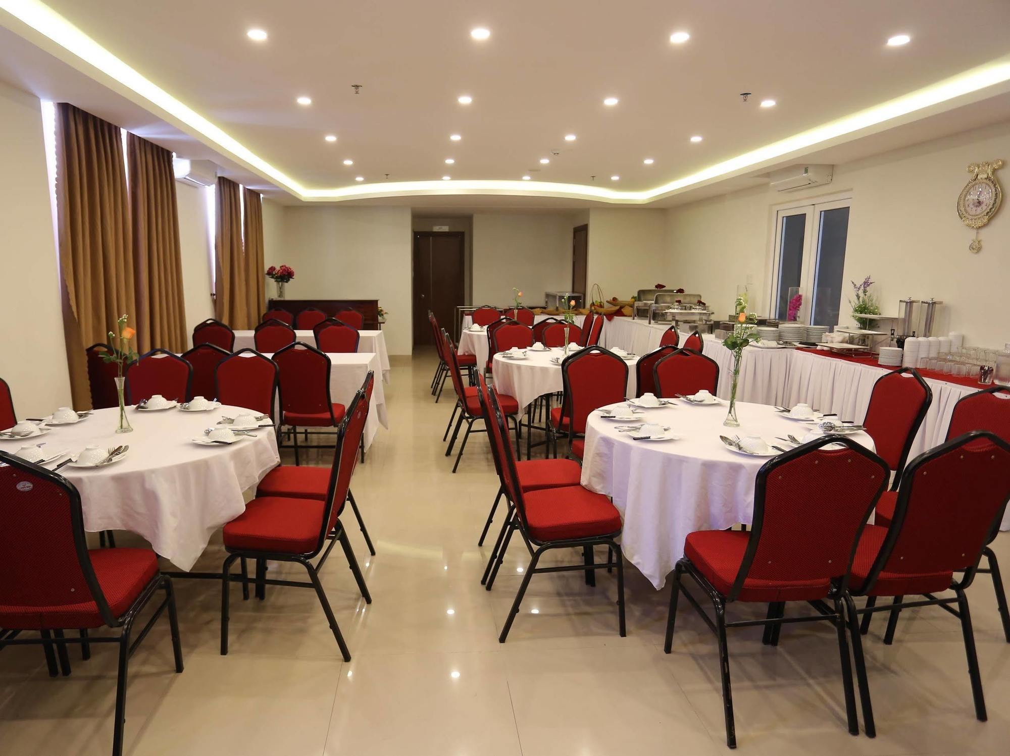 Golden Light Da Nang Hotel Экстерьер фото